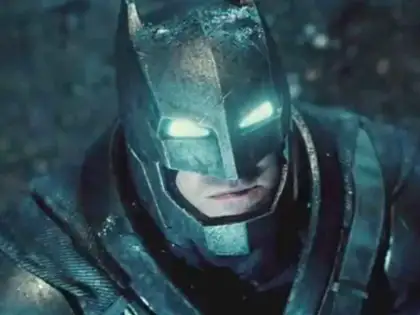 Batman v Superman: Dawn of Justice Traileri Yayınlandı