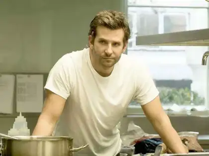 Bradley Cooper Restoran Filmi ile Geliyor