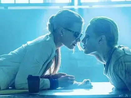 Harley Quinn ve Joker Yakınlaşırsa