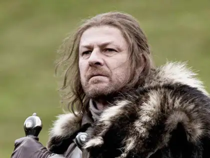 Ned Stark için Saygı Duruşuna Geçin