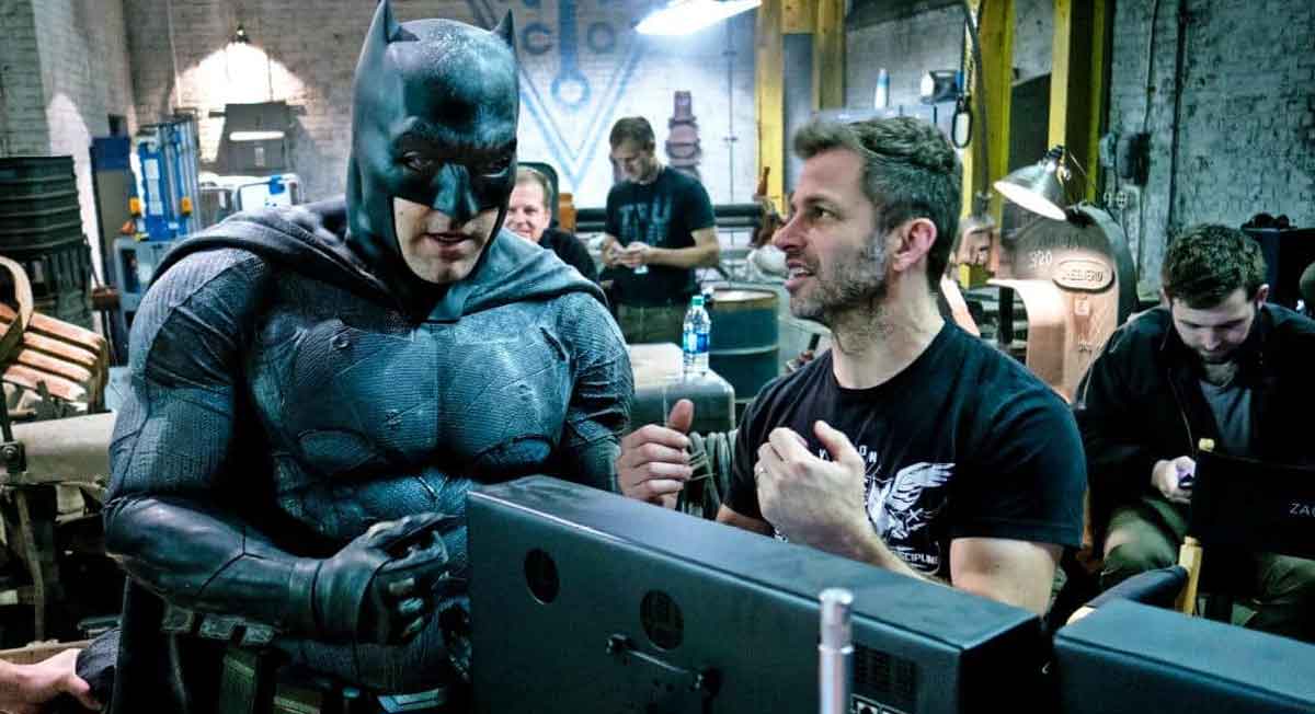 Batman v Superman'den Kostüm Detayları Geldi