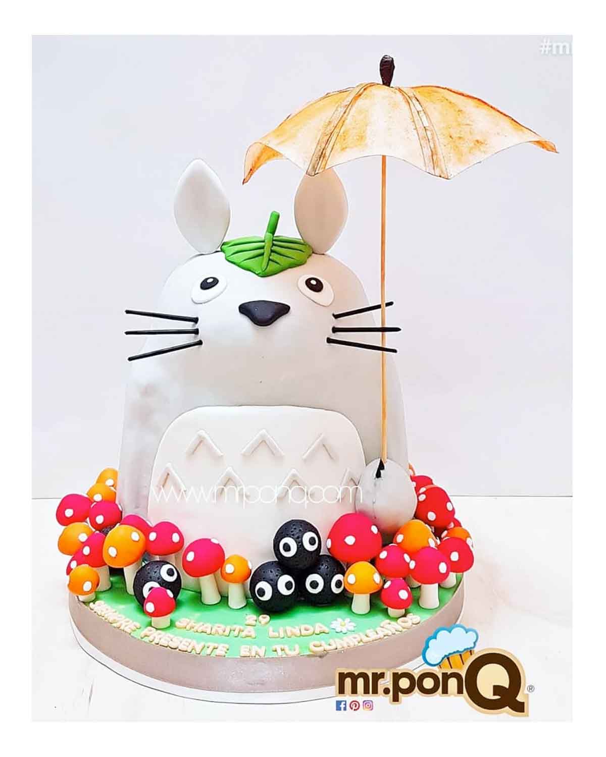 İşte Totoro ile Yapılan 23 Müthiş Doğum Günü Pastası