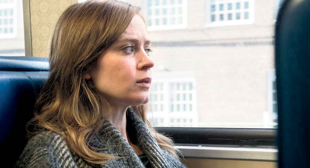 Emily Blunt The Girl on The Train Filmi ile Geliyor