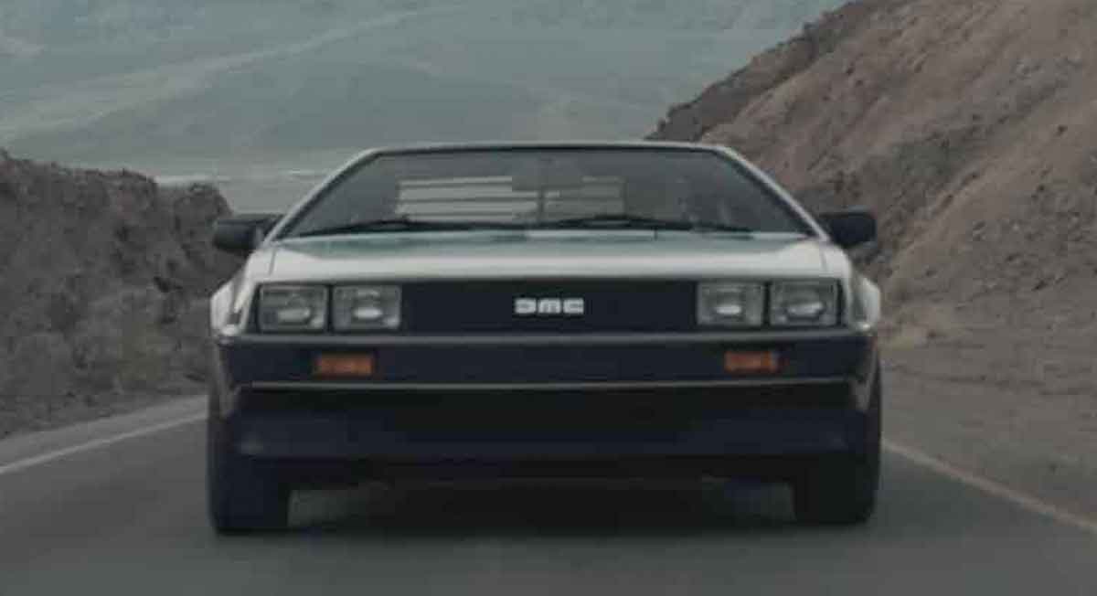 DeLorean Reklam Filmi Karşınızda