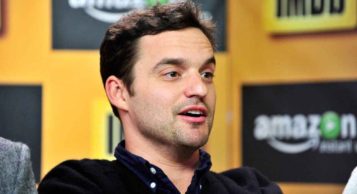 Jake Johnson Yeni Mumya Filmine Dahil Olanlardan